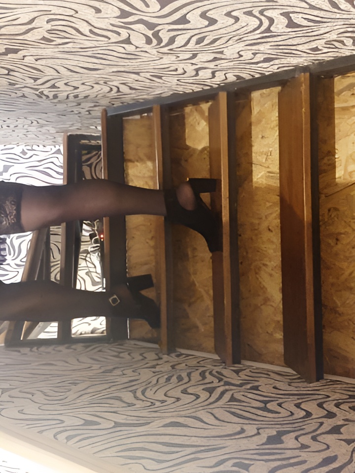 Майя привлекательная девушка из Вологды цена от 2500 руб