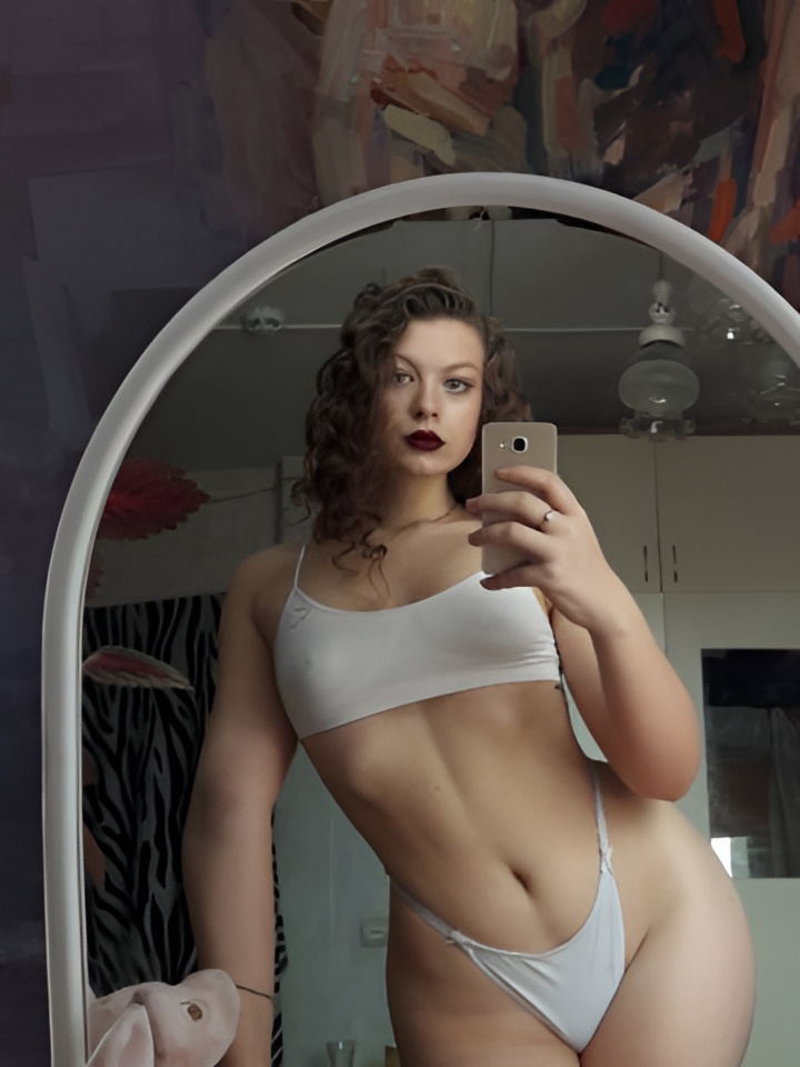 Снежана привлекальеная девушка из Вологды цена от 1500 руб