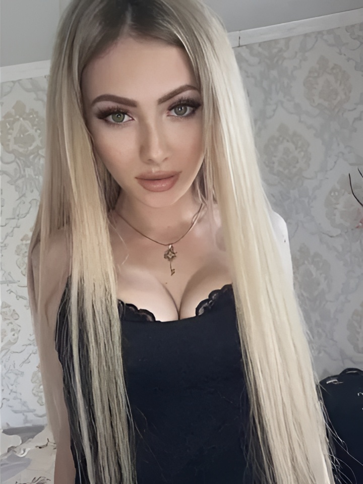 Вероника привлекальеная девушка из Вологды цена от 2000 руб