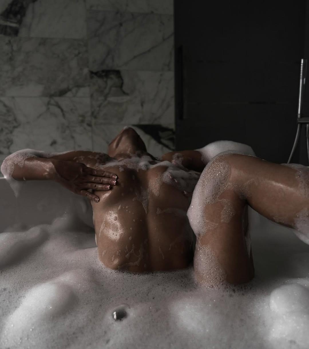 Саша привлекальеная девушка из Вологды цена от 7000 руб