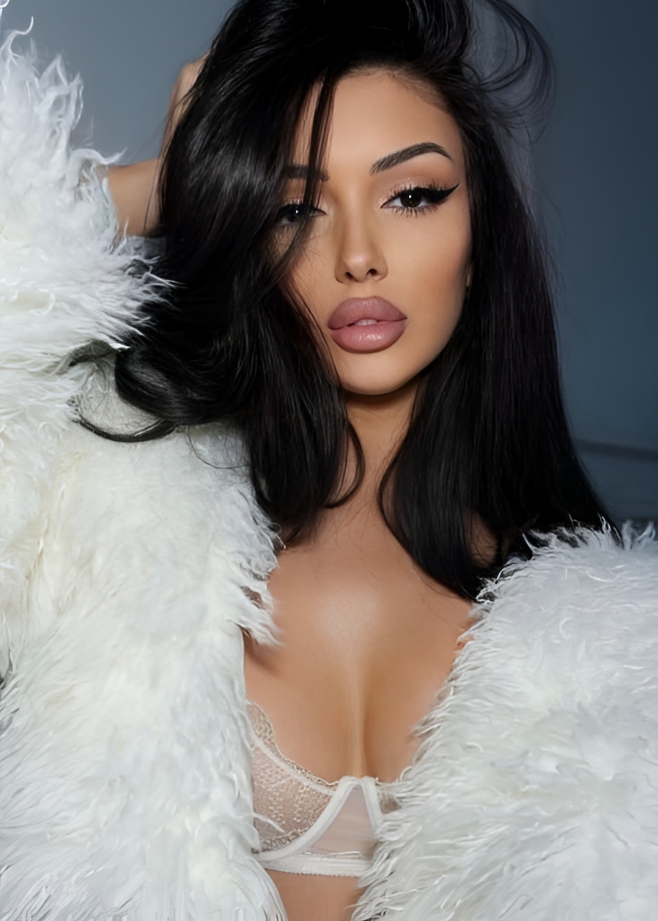 ЕВА BEST GERL привлекательная девушка из Вологды цена от 15000 руб