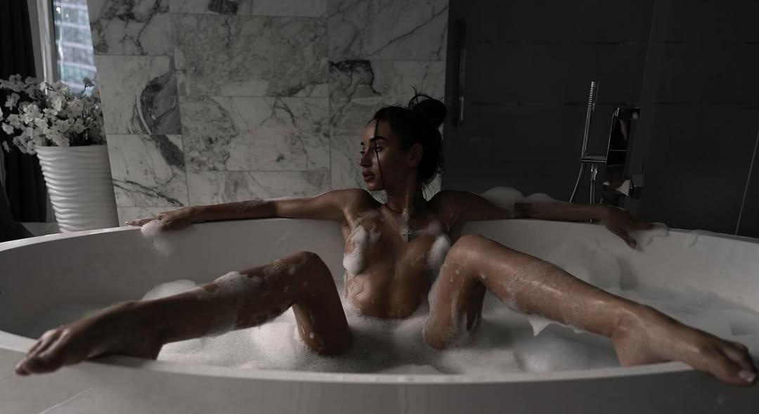 Индивидуалка Саша, доступна для личного знакомства от 7000 руб