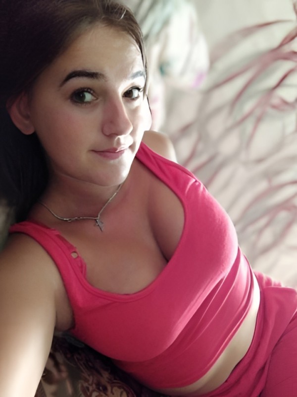 Хельга привлекательная девушка из Вологды цена от 2500 руб