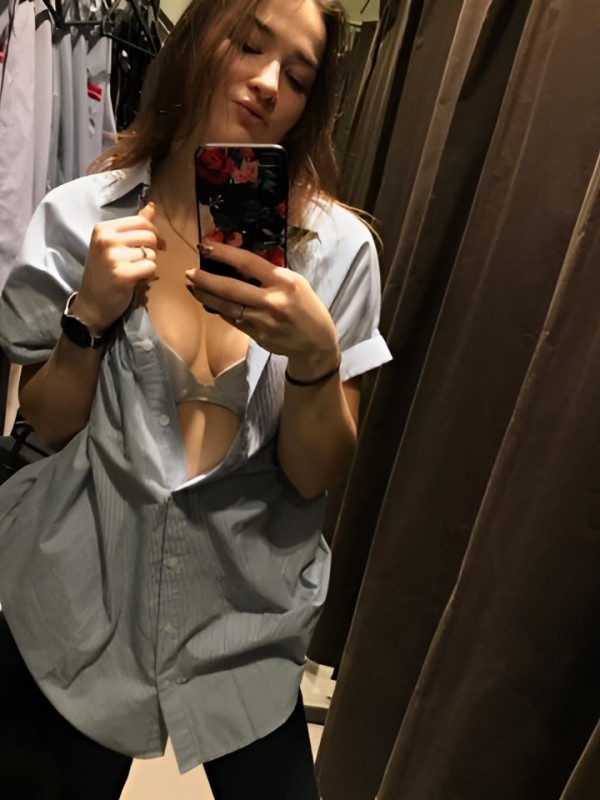 Олечка фото 2