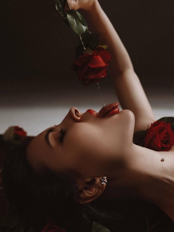 Варечка привлекательная девушка из Вологды цена от 7000 руб